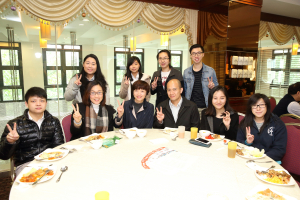 Lunch Gathering with Marketing Students - 26 February 2016